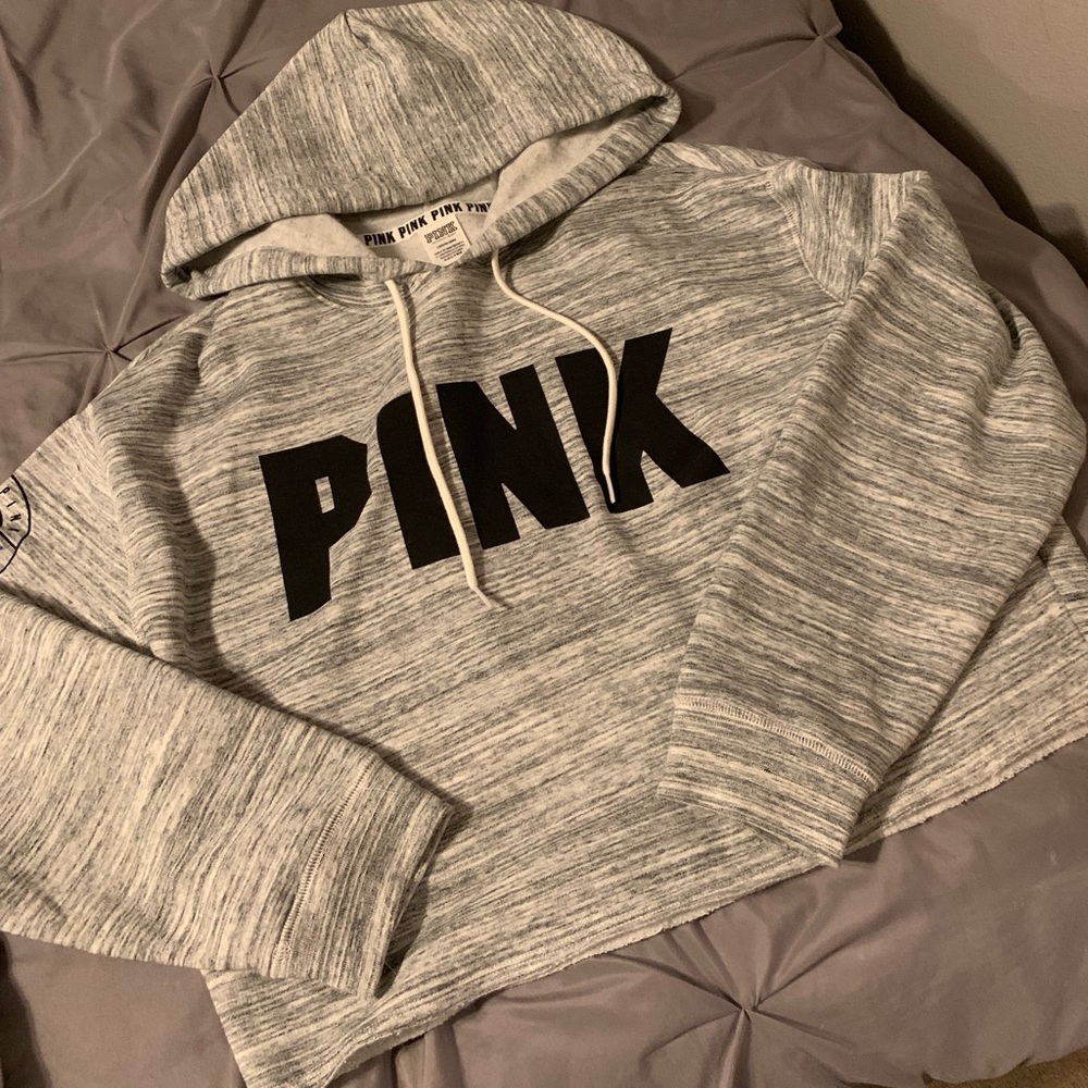 NWOT PINK CROPPED HOODIE